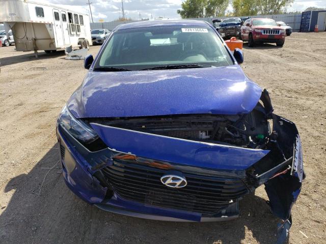 Photo 4 VIN: KMHC65LC8KU136382 - HYUNDAI IONIQ BLUE 