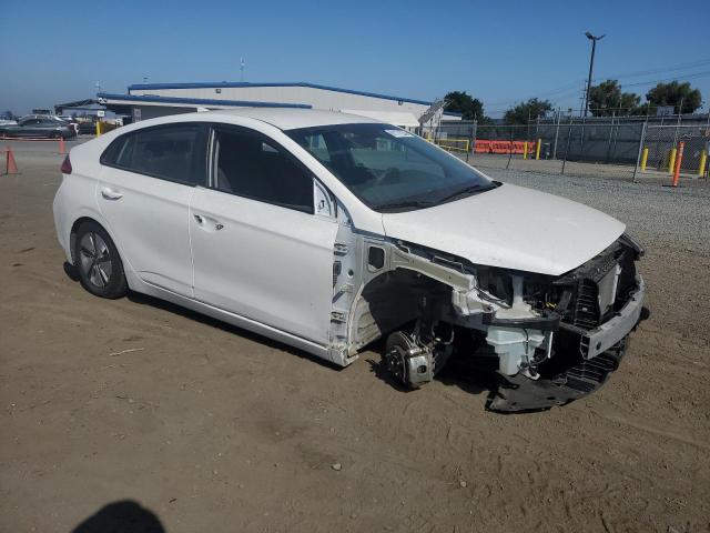 Photo 3 VIN: KMHC65LC8KU140688 - HYUNDAI IONIQ 