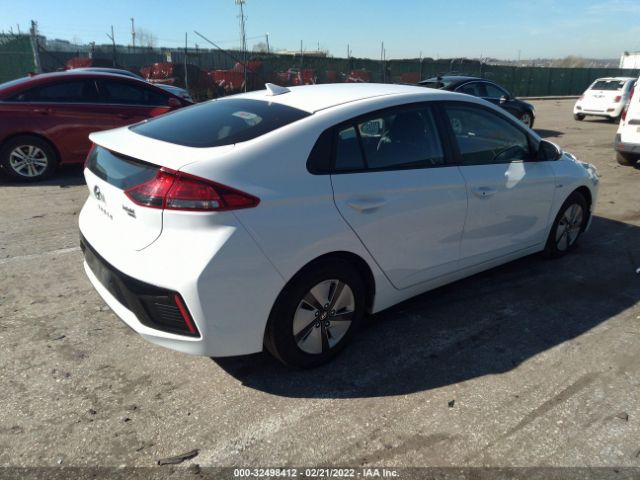 Photo 3 VIN: KMHC65LC8KU163744 - HYUNDAI IONIQ HYBRID 