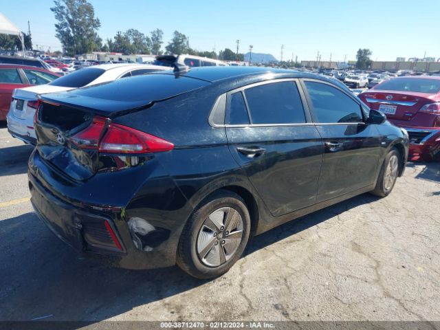 Photo 3 VIN: KMHC65LC8KU179460 - HYUNDAI IONIQ HYBRID 