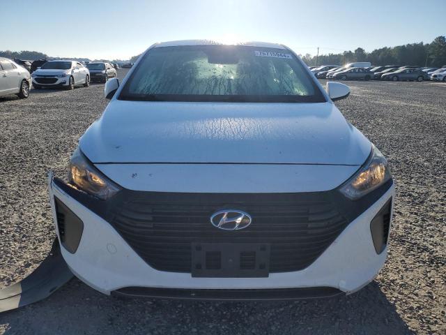 Photo 4 VIN: KMHC65LC9HU032329 - HYUNDAI IONIQ BLUE 