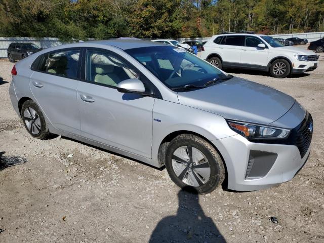 Photo 3 VIN: KMHC65LC9JU060413 - HYUNDAI IONIQ 