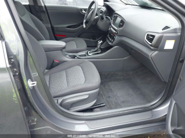 Photo 4 VIN: KMHC65LC9JU075820 - HYUNDAI IONIQ 