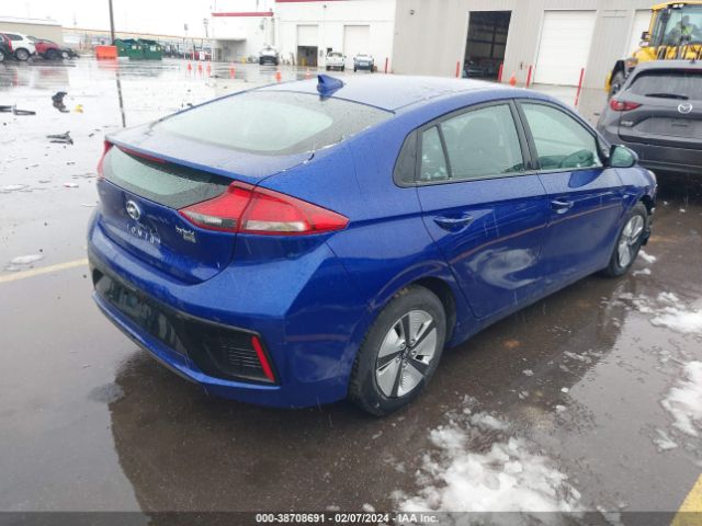 Photo 3 VIN: KMHC65LC9KU113841 - HYUNDAI IONIQ HYBRID 