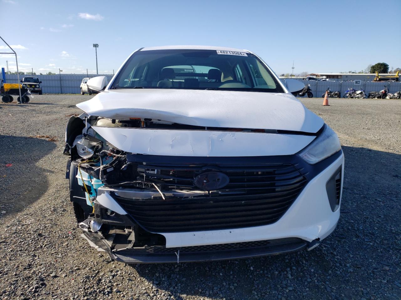 Photo 4 VIN: KMHC65LC9KU122801 - HYUNDAI IONIQ 