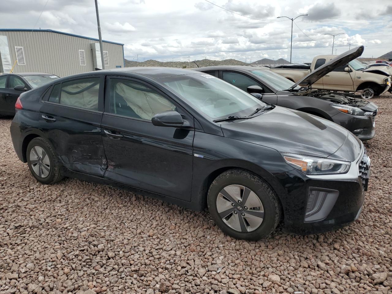 Photo 3 VIN: KMHC65LC9LU238761 - HYUNDAI IONIQ 