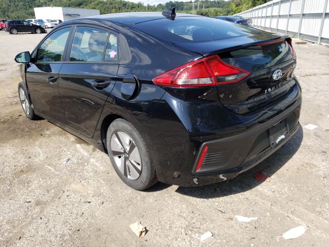 Photo 2 VIN: KMHC65LCXHU018021 - HYUNDAI IONIQ BLUE 