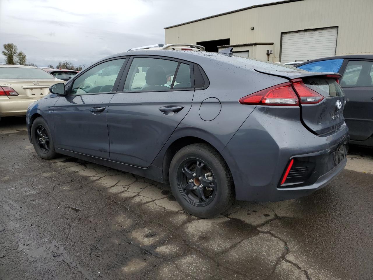 Photo 1 VIN: KMHC65LCXKU163423 - HYUNDAI IONIQ 