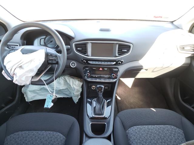 Photo 8 VIN: KMHC65LCXKU168475 - HYUNDAI IONIQ BLUE 