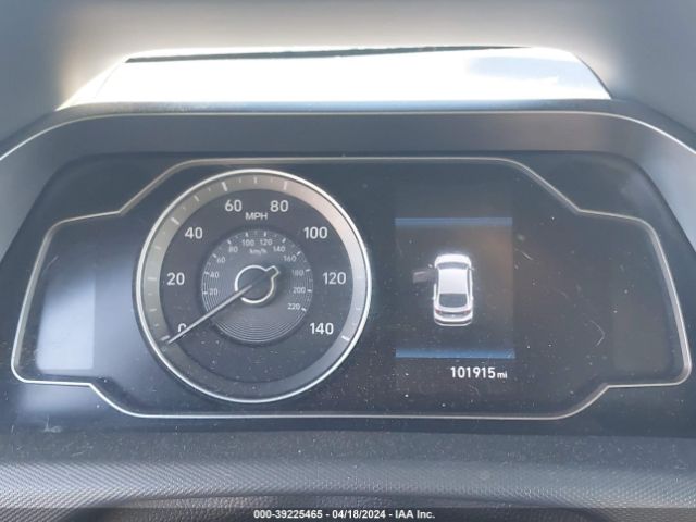 Photo 6 VIN: KMHC65LCXNU271710 - HYUNDAI IONIQ HYBRID 