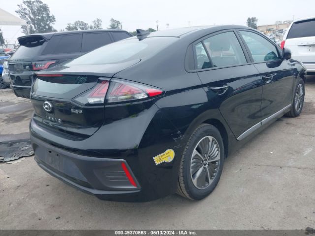 Photo 3 VIN: KMHC65LD0LU196439 - HYUNDAI IONIQ PLUG-IN HYBRID 