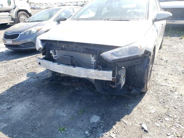 Photo 11 VIN: KMHC65LD1LU232543 - HYUNDAI IONIQ SE 