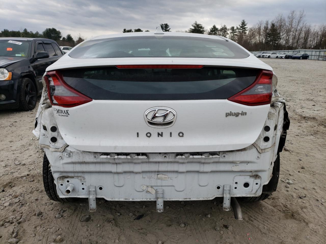 Photo 5 VIN: KMHC65LD5KU169297 - HYUNDAI IONIQ 