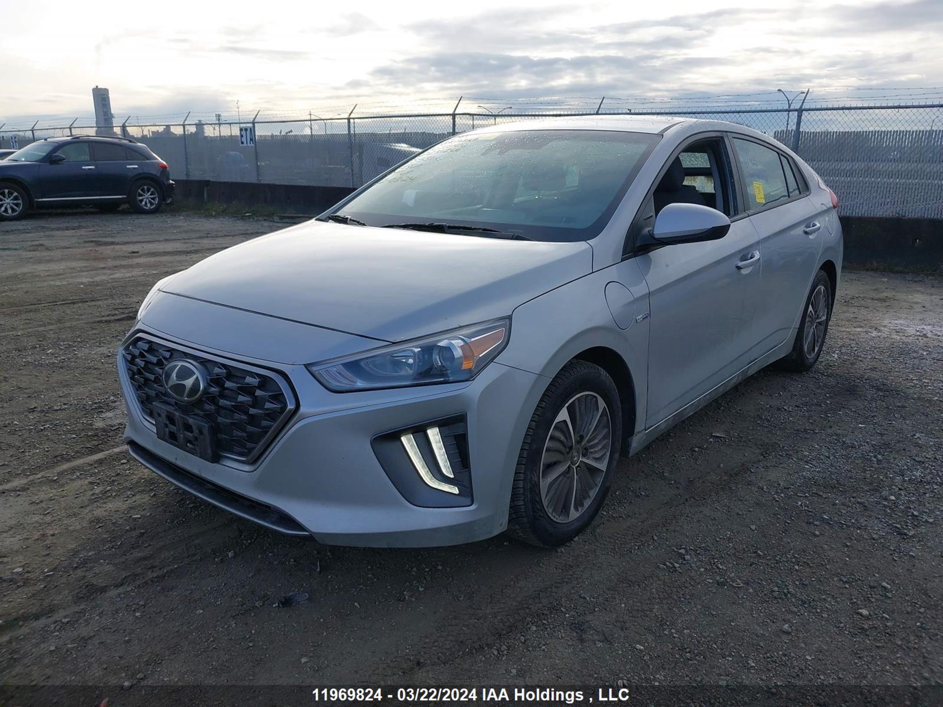 Photo 1 VIN: KMHC65LD7LU231266 - HYUNDAI IONIQ 