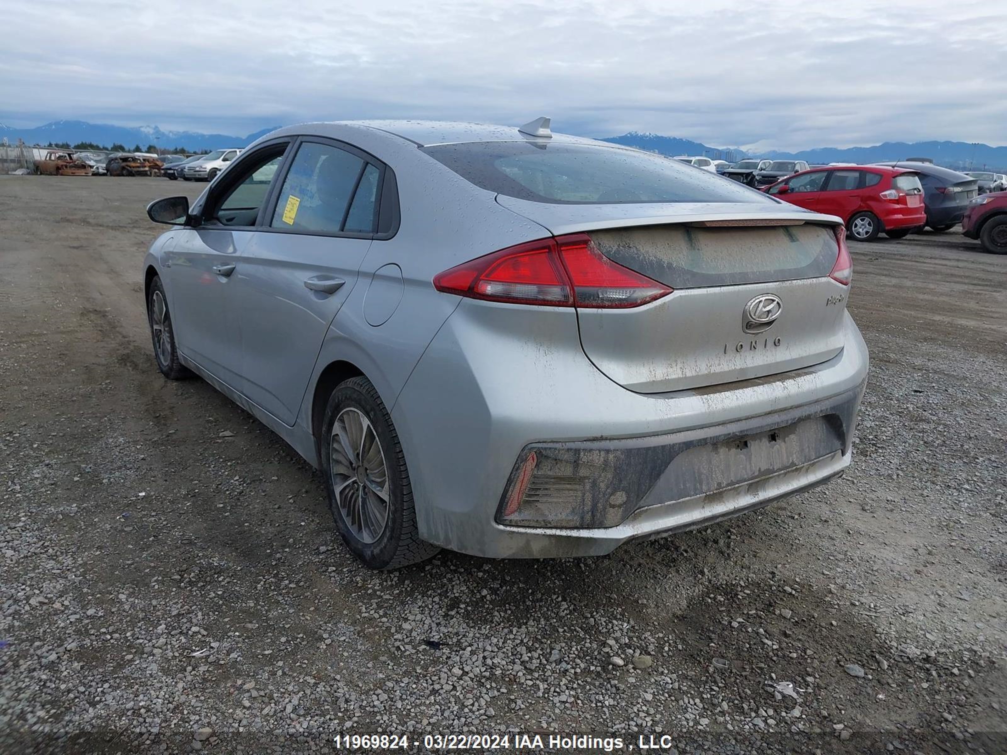 Photo 2 VIN: KMHC65LD7LU231266 - HYUNDAI IONIQ 