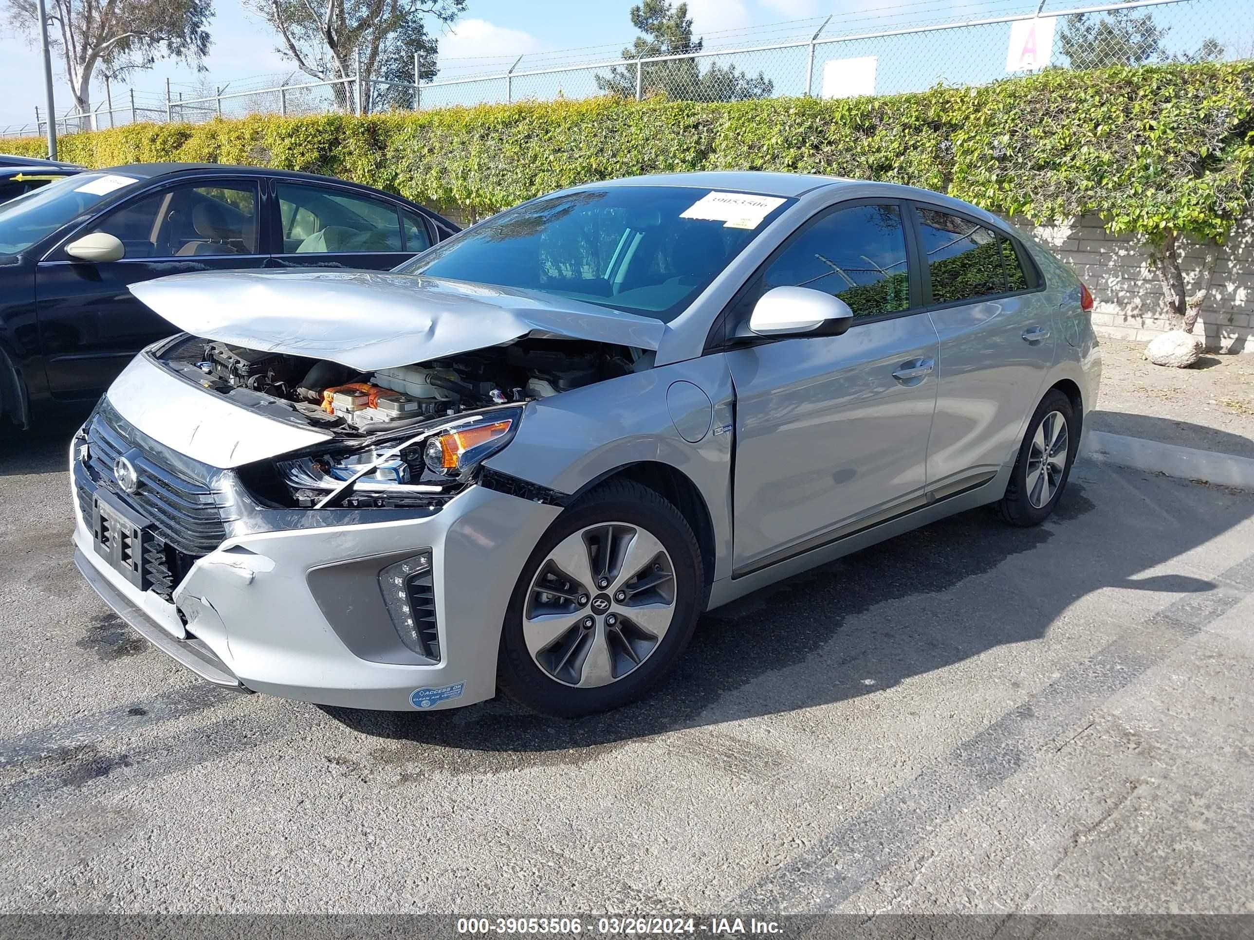 Photo 1 VIN: KMHC65LD8KU169567 - HYUNDAI IONIQ 