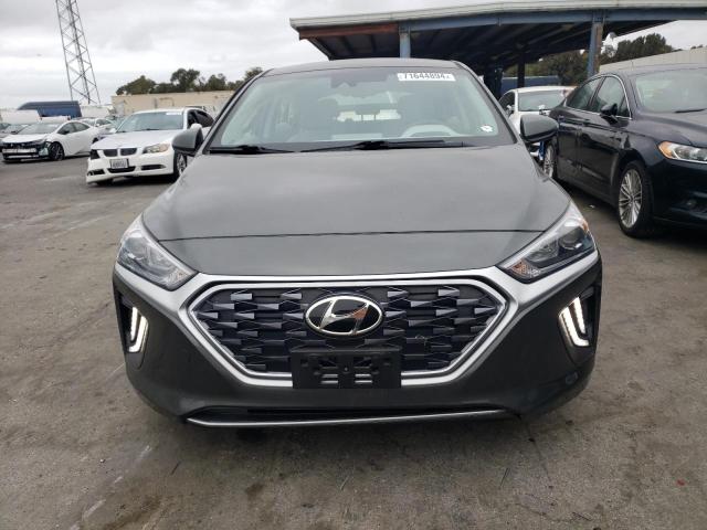 Photo 4 VIN: KMHC65LD8LU219367 - HYUNDAI IONIQ SE 