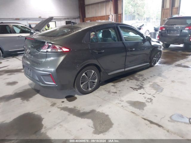 Photo 3 VIN: KMHC65LDXMU261301 - HYUNDAI IONIQ 