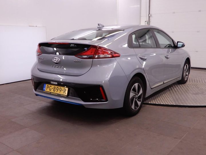 Photo 2 VIN: KMHC751CGHU015161 - HYUNDAI IONIQ 