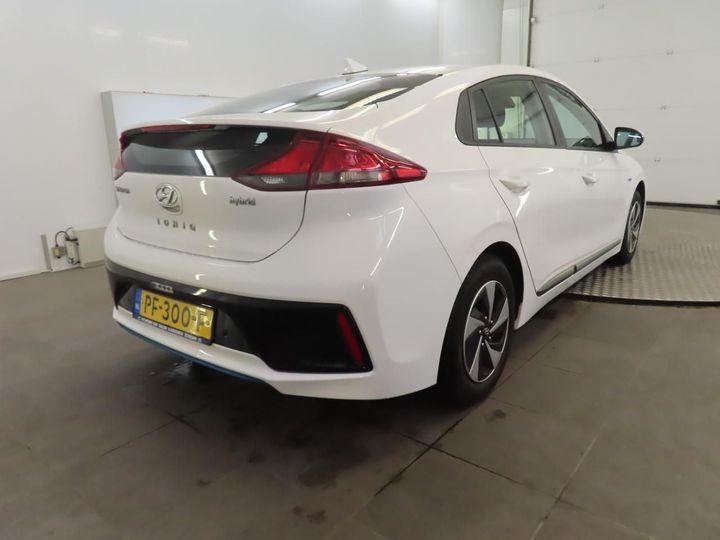 Photo 5 VIN: KMHC751CGHU024345 - HYUNDAI IONIQ 