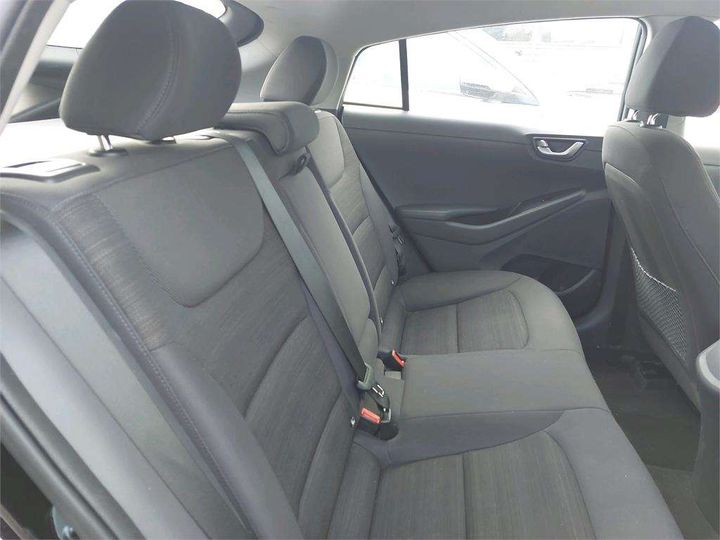 Photo 10 VIN: KMHC751CGJU086947 - HYUNDAI IONIQ 