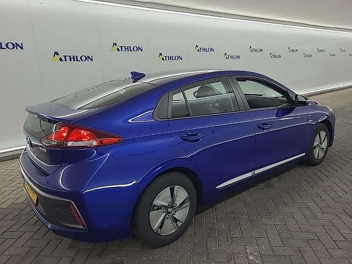 Photo 2 VIN: KMHC751CGLU202937 - HYUNDAI IONIQ 