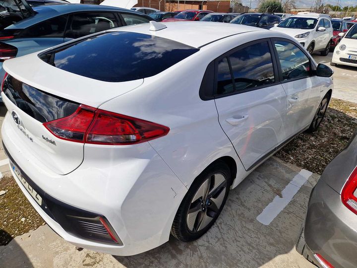 Photo 2 VIN: KMHC751CGLU225585 - HYUNDAI IONIQ 