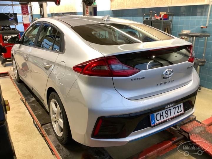 Photo 8 VIN: KMHC751DGKU119010 - HYUNDAI IONIQ HATCHBACK 