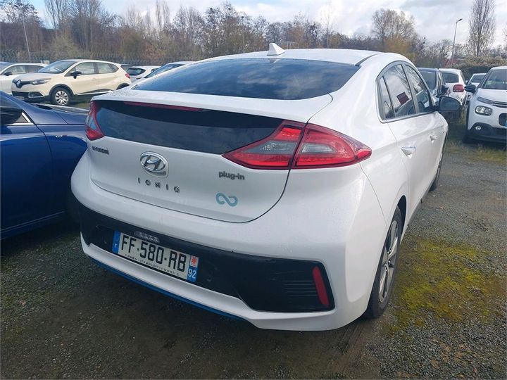 Photo 4 VIN: KMHC751DGKU152388 - HYUNDAI IONIQ 