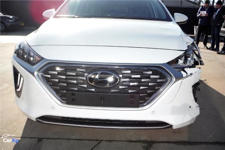 Photo 8 VIN: KMHC751DGLU216749 - HYUNDAI IONIQ HATCHBACK 