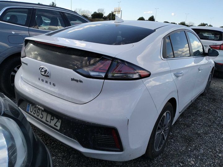 Photo 2 VIN: KMHC751DGMU237444 - HYUNDAI IONIQ 