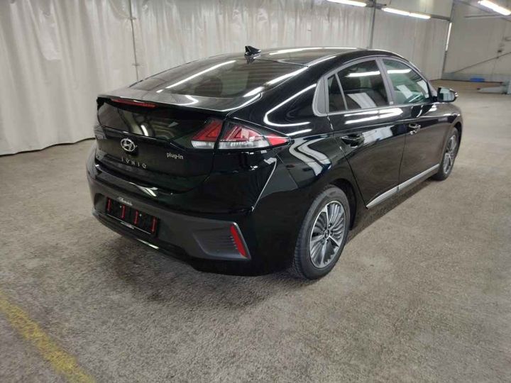 Photo 3 VIN: KMHC751DGMU256217 - HYUNDAI IONIQ 