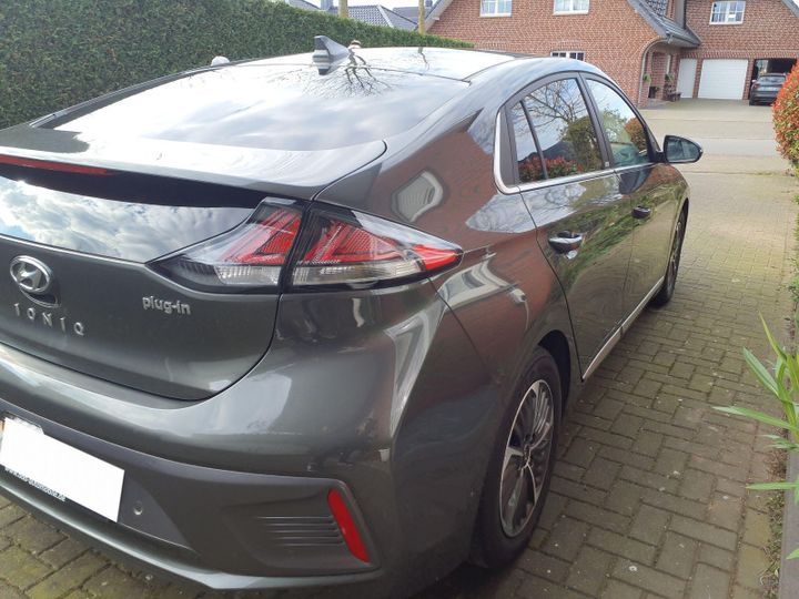 Photo 2 VIN: KMHC751DGMU262362 - HYUNDAI IONIQ 