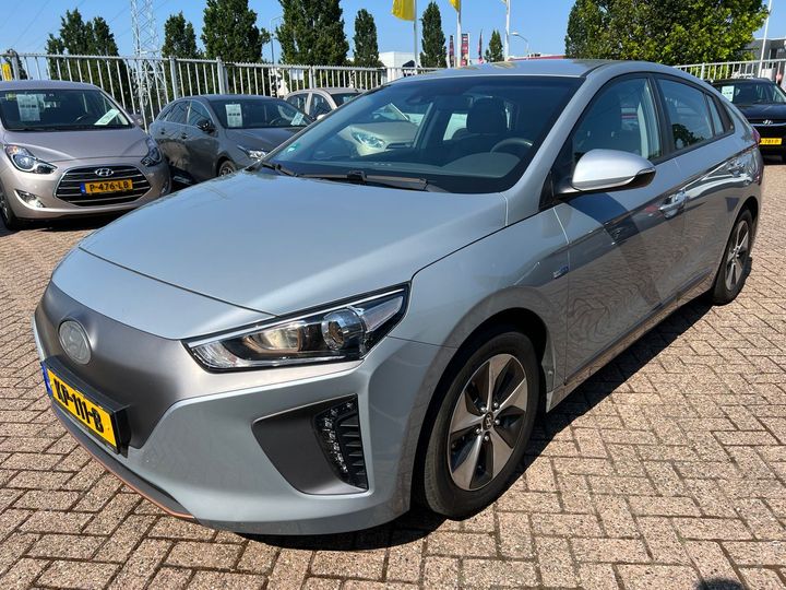 Photo 1 VIN: KMHC751HFHU001697 - HYUNDAI IONIQ 