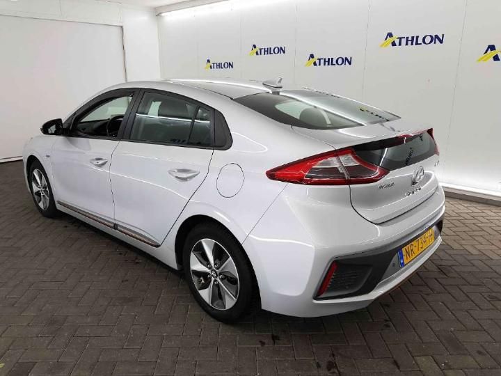 Photo 3 VIN: KMHC751HFHU006871 - HYUNDAI IONIQ 