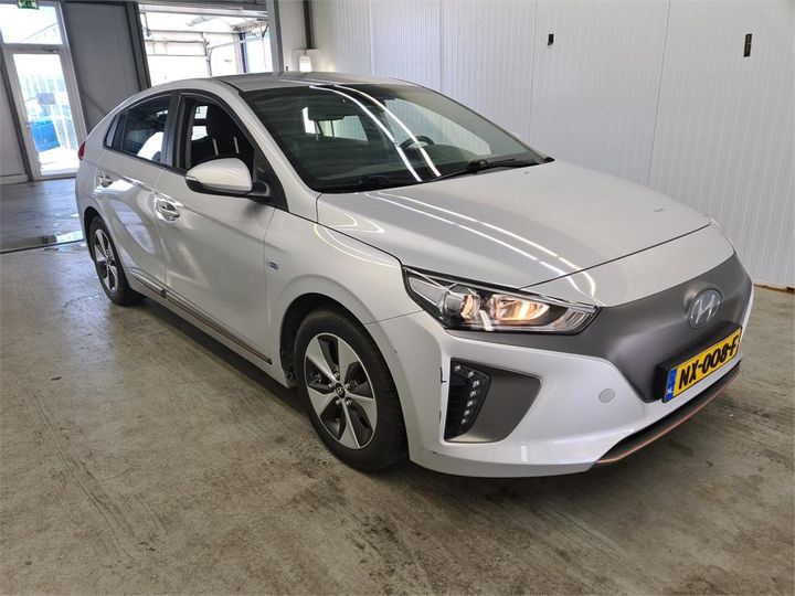 Photo 2 VIN: KMHC751HFHU008576 - HYUNDAI IONIQ 