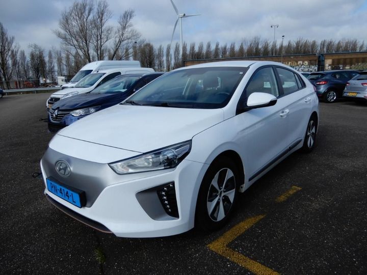 Photo 7 VIN: KMHC751HFHU011682 - HYUNDAI IONIQ 