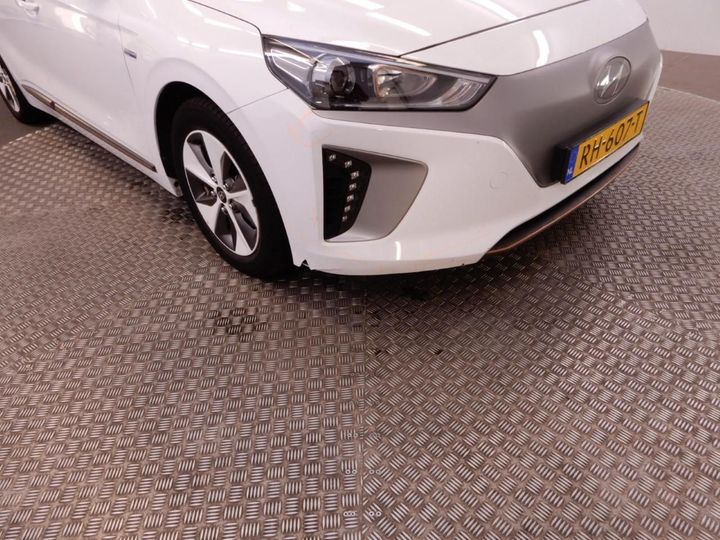 Photo 17 VIN: KMHC751HFHU017789 - HYUNDAI IONIQ 