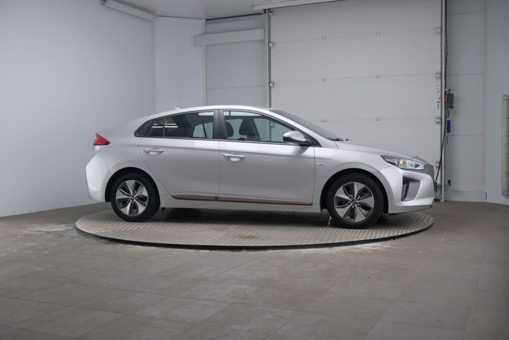 Photo 5 VIN: KMHC751HFHU018041 - HYUNDAI IONIQ 