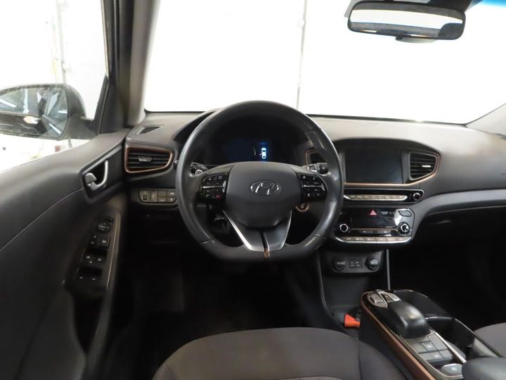 Photo 7 VIN: KMHC751HFHU018086 - HYUNDAI IONIQ 