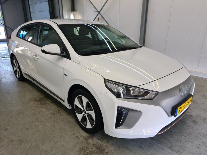 Photo 2 VIN: KMHC751HFHU019583 - HYUNDAI IONIQ 