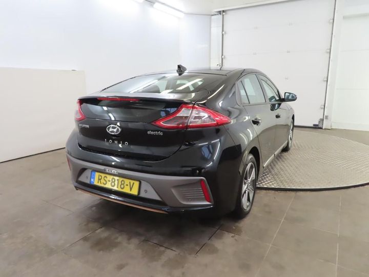 Photo 2 VIN: KMHC751HFJU020821 - HYUNDAI IONIQ 