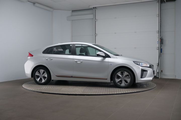 Photo 5 VIN: KMHC751HFJU029525 - HYUNDAI IONIQ 