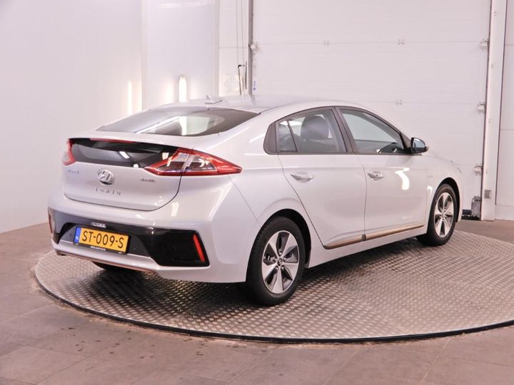 Photo 8 VIN: KMHC751HFJU029552 - HYUNDAI IONIQ 