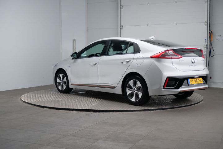 Photo 3 VIN: KMHC751HFJU029558 - HYUNDAI IONIQ 