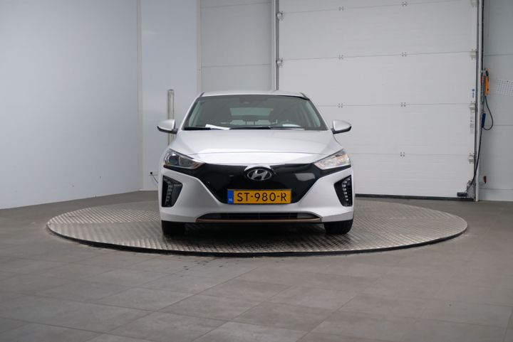 Photo 6 VIN: KMHC751HFJU029558 - HYUNDAI IONIQ 