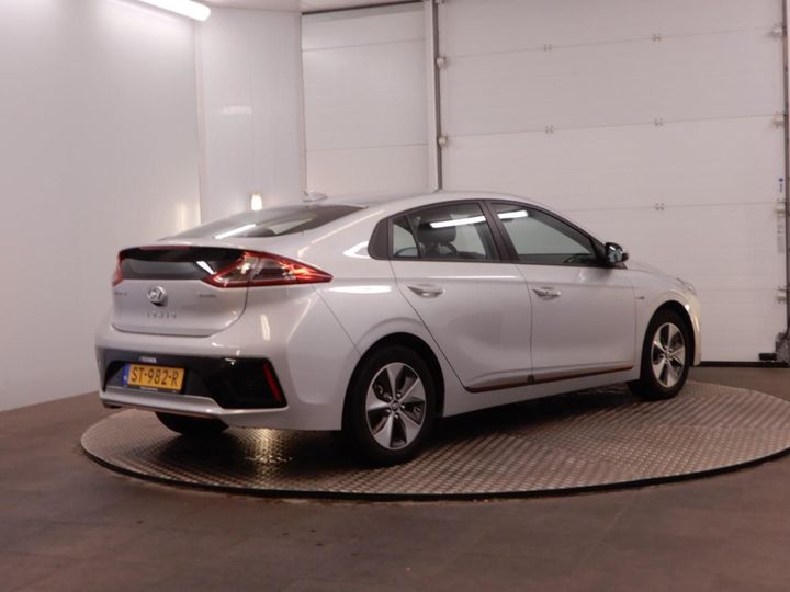 Photo 8 VIN: KMHC751HFJU029634 - HYUNDAI IONIQ 