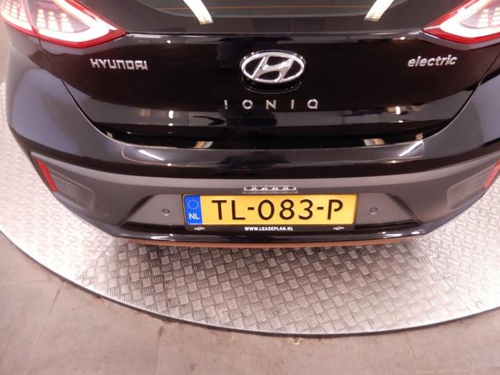 Photo 26 VIN: KMHC751HFJU031983 - HYUNDAI IONIQ 