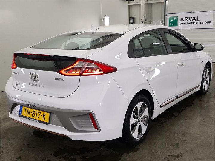 Photo 2 VIN: KMHC751HFJU033515 - HYUNDAI IONIQ 