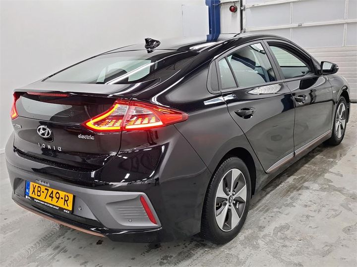 Photo 2 VIN: KMHC751HFKU035202 - HYUNDAI IONIQ 